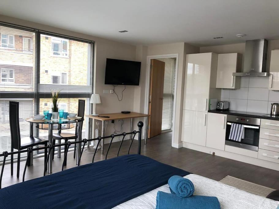 Studio Apartment Opposite Shoreditch Park London Eksteriør bilde