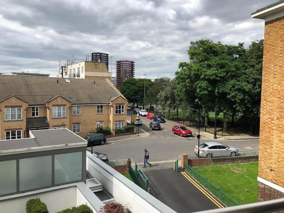 Studio Apartment Opposite Shoreditch Park London Eksteriør bilde
