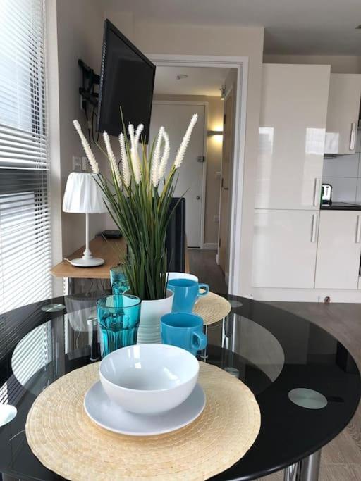 Studio Apartment Opposite Shoreditch Park London Eksteriør bilde